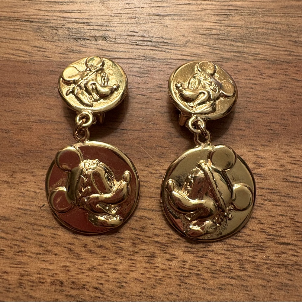 Wendy Gell Disney Mickey Mouse Clip on earrings